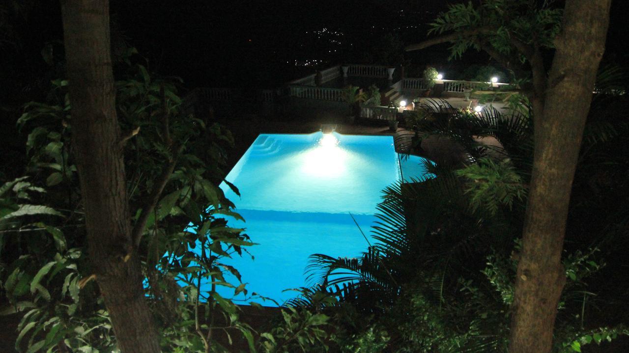Hotel Mount View Executive à Panchgani Extérieur photo